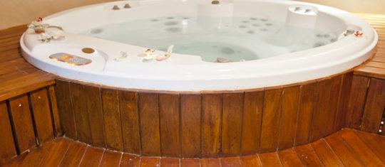 Spas jacuzzi en bois